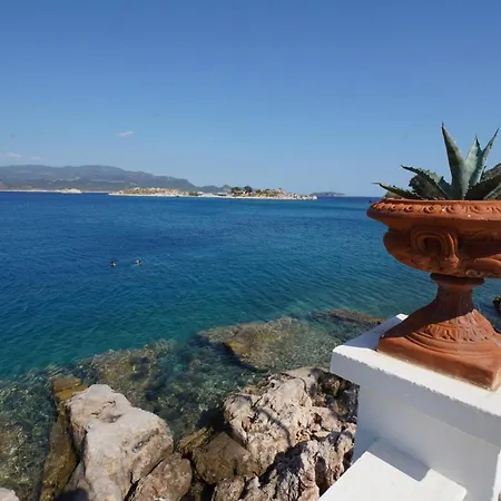 The Admiral's House Kastellorizo Меис