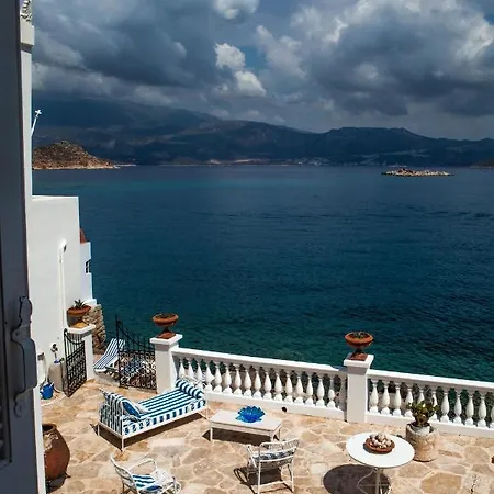 Villa The Admiral's House Kastellorizo Meyísti